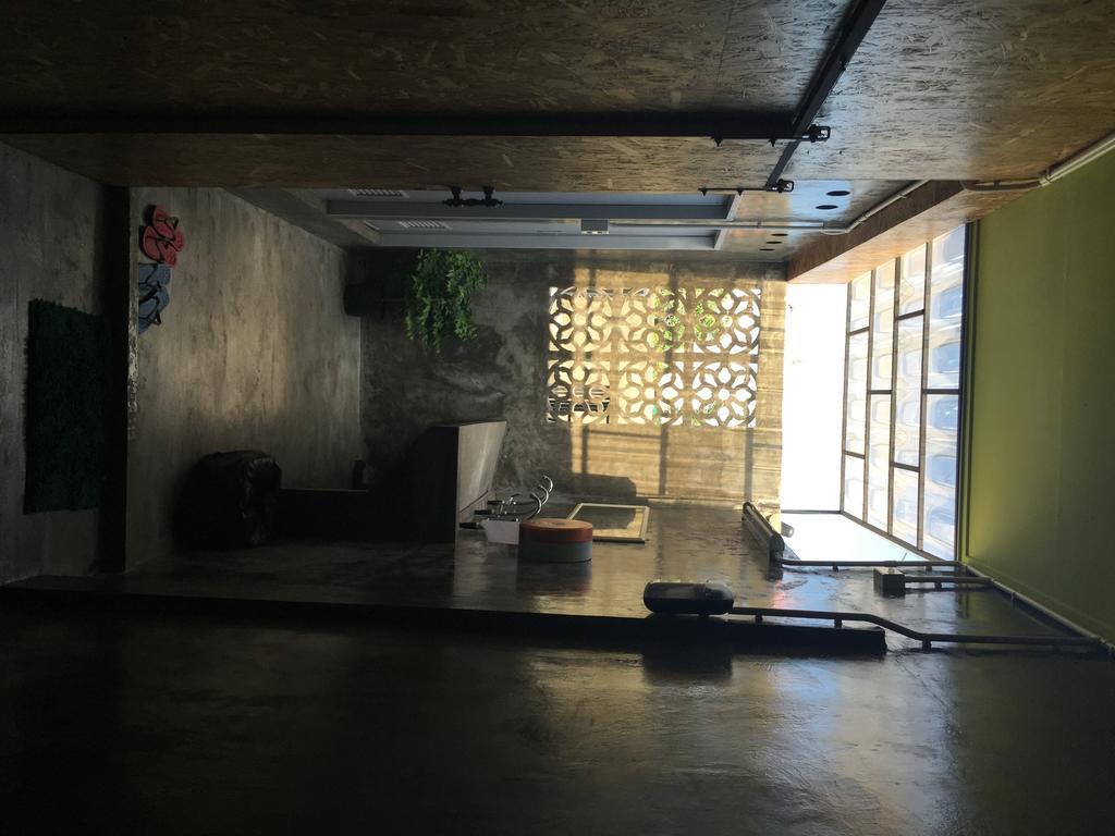 Hometown Hostel Samut Songkhram Eksteriør billede